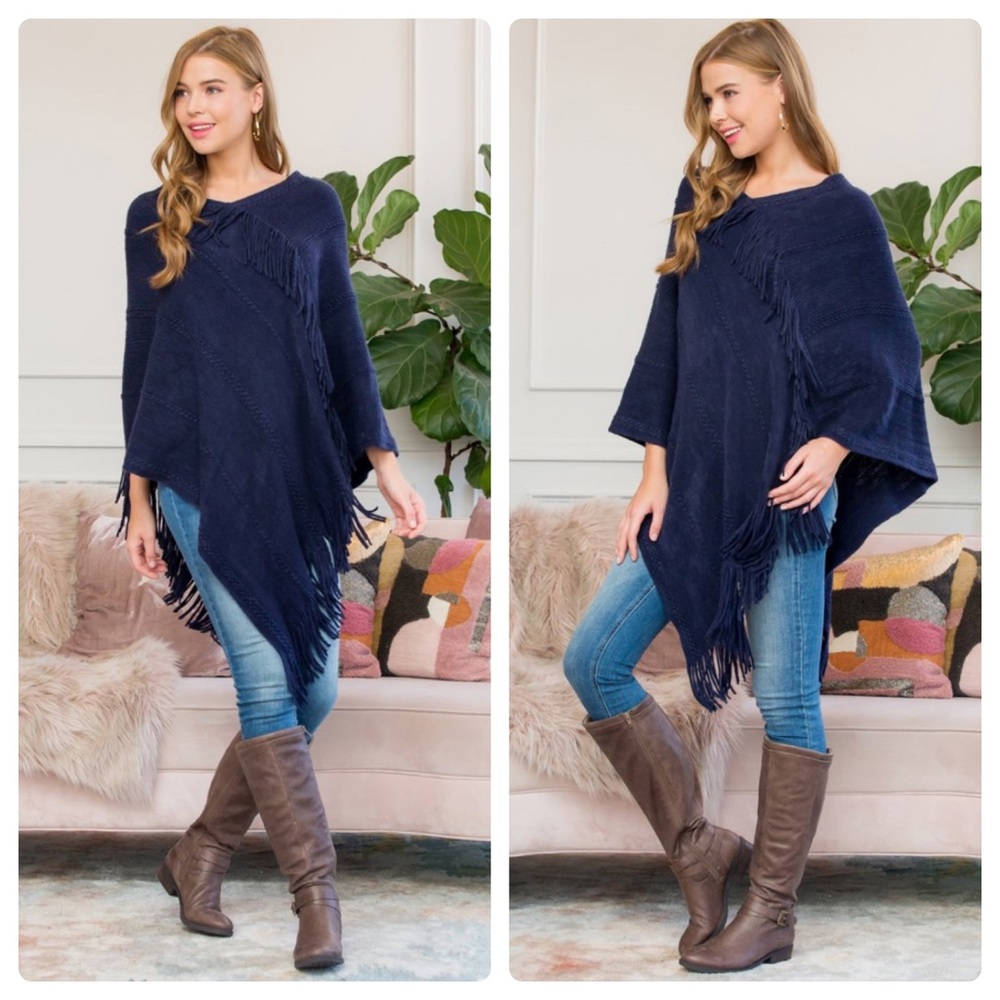 ❤️2 for $40❤️navy soft fringe poncho - Picture 8 of 8